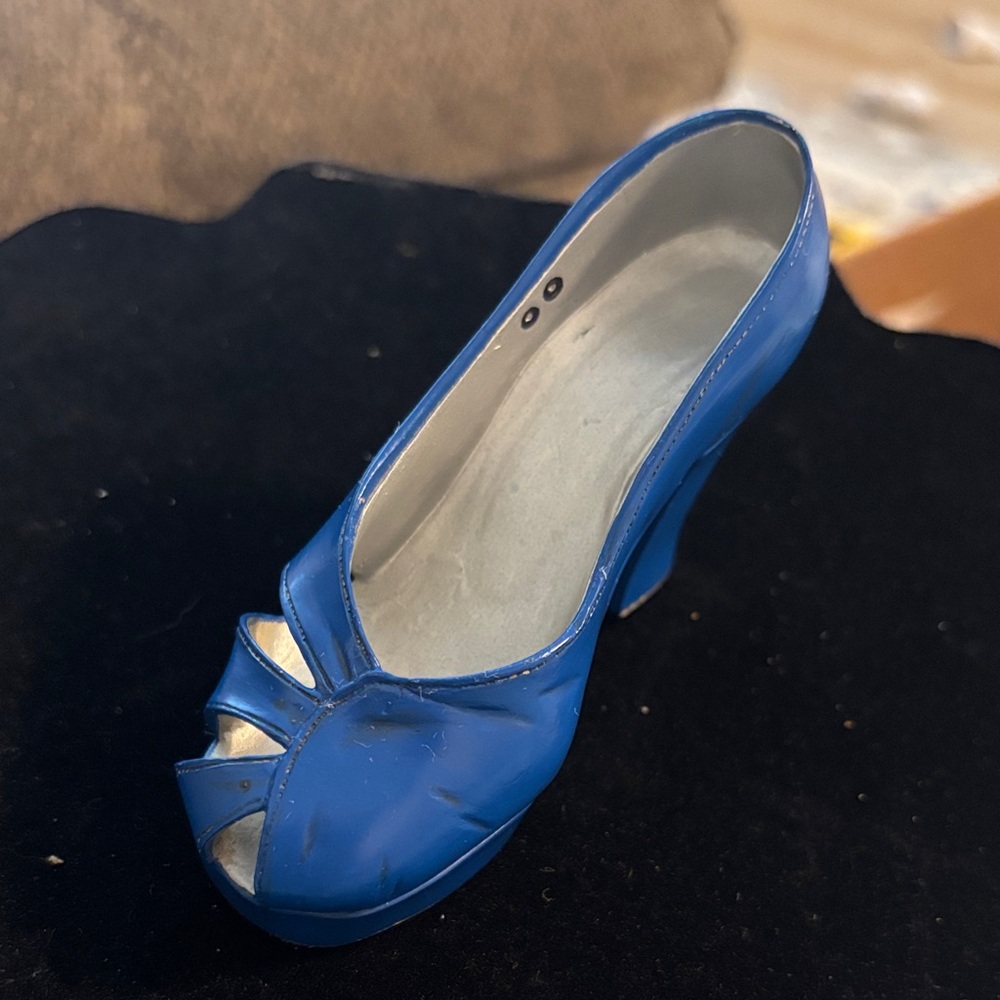 Just The Right Shoe New Heights Collectible